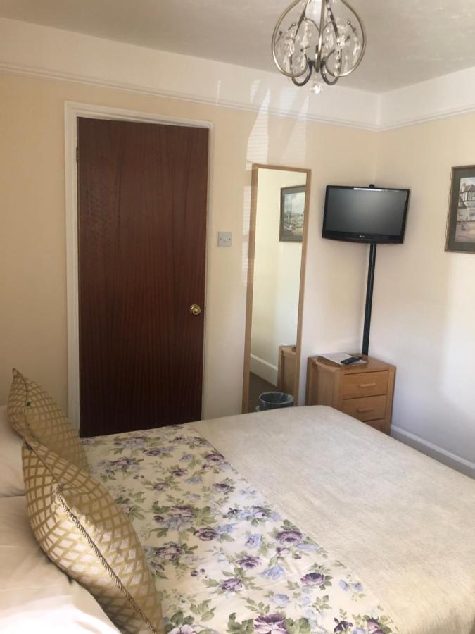 Auplands En-Suite Rooms Lymington Ngoại thất bức ảnh